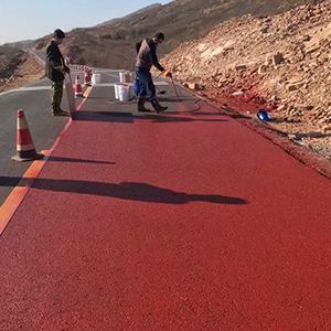 江苏一是彩钢瓦喷漆翻新，地面喷涂